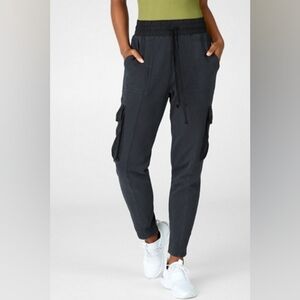 ⬇️ Fabletics Zuri Jogger ⬇️